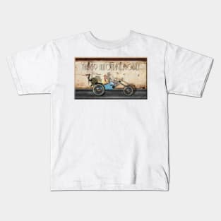 The 39' Autotrike Mobile Kids T-Shirt